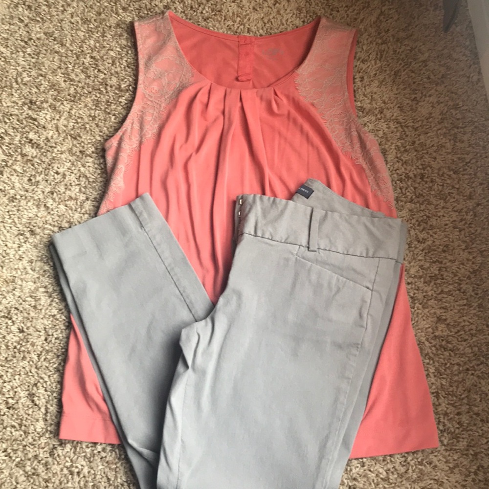 Ideal stretch khaki capris size 4